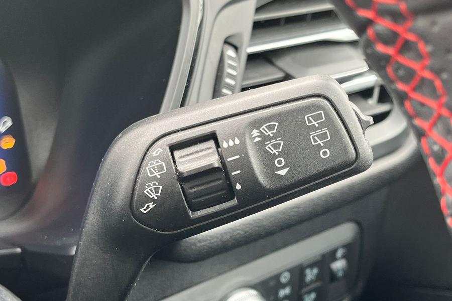 Ford KUGA Photo autoimg-260dffc828916ddf07434be5d2dbdd1267b71992.jpg