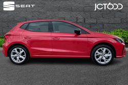 SEAT Ibiza Photo 4