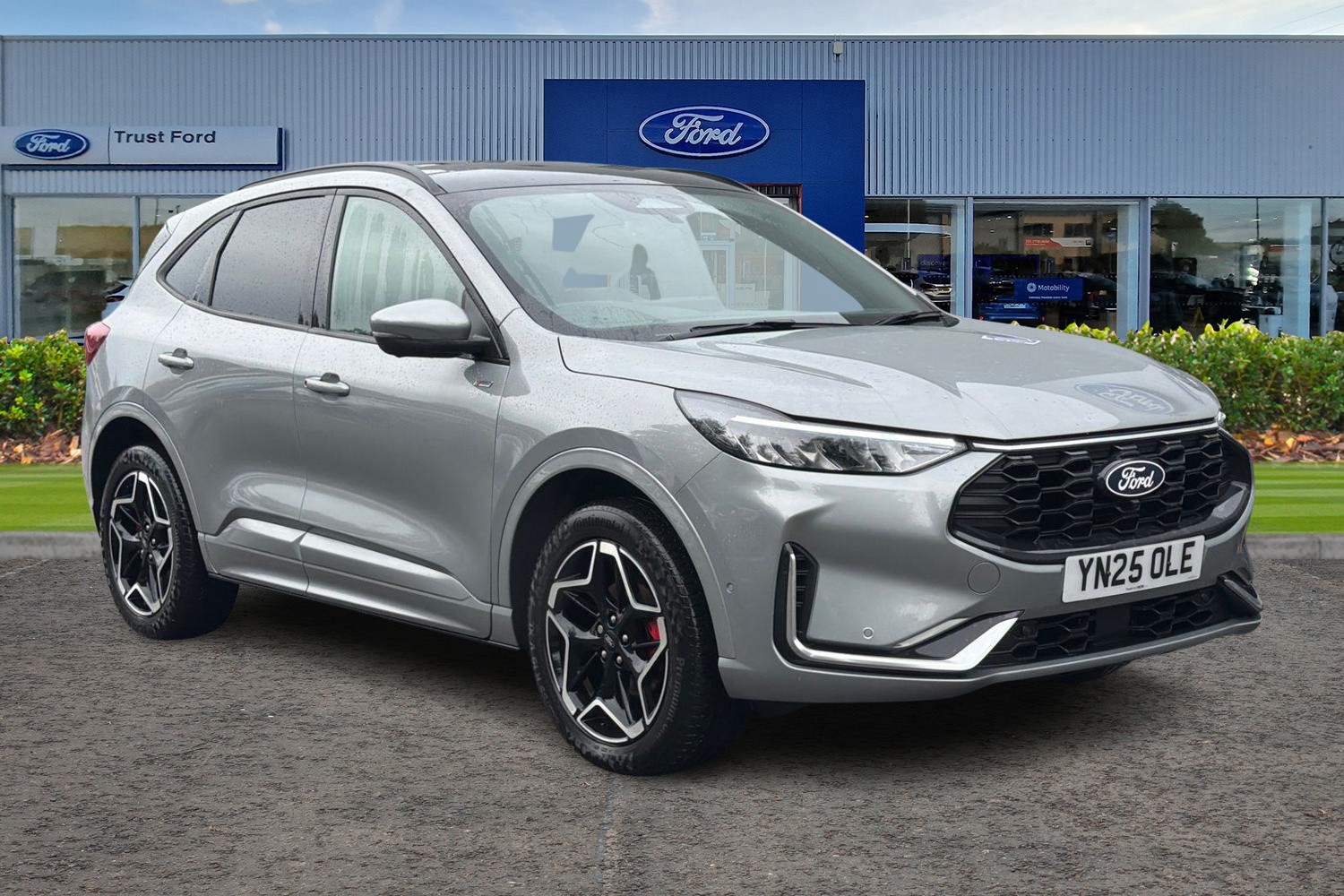 Ford Kuga Photo 0