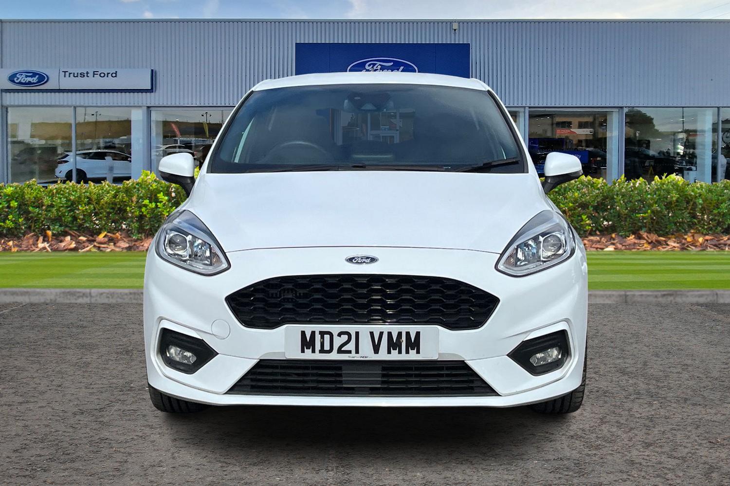 Ford FIESTA Photo 5