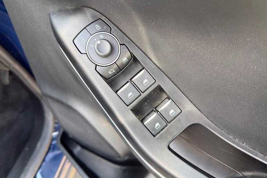 Ford Puma Photo autoimg-2615cd4978914aa73e2dd5c0ad25220f77f38a3d.jpg