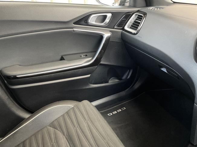 Kia Ceed Photo 53