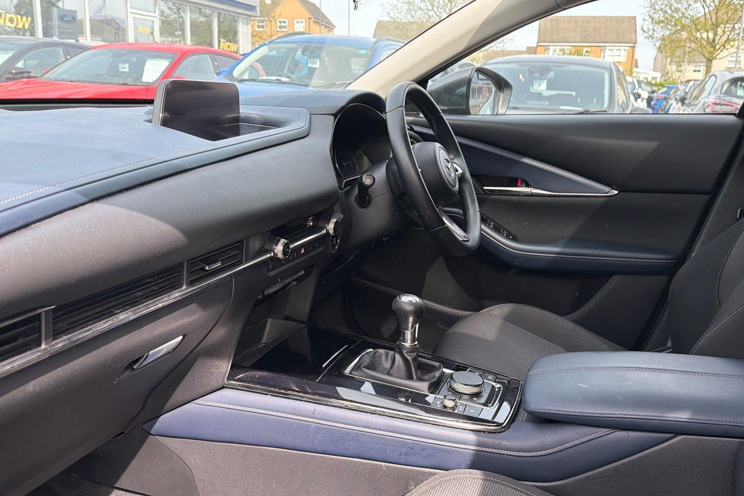 Mazda CX-30 Photo 17