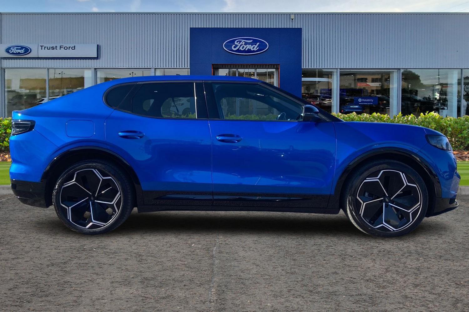 Ford Capri Photo 2