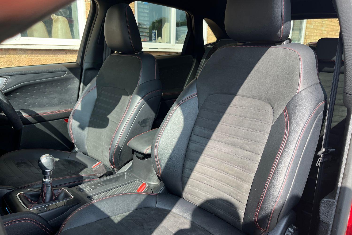 Ford Kuga Photo 18
