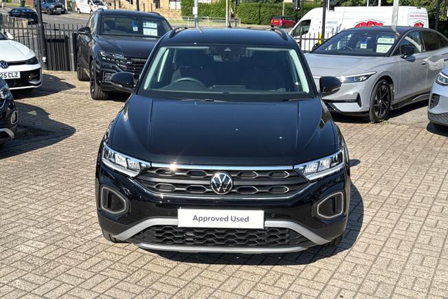 VOLKSWAGEN T-Roc Photo 30