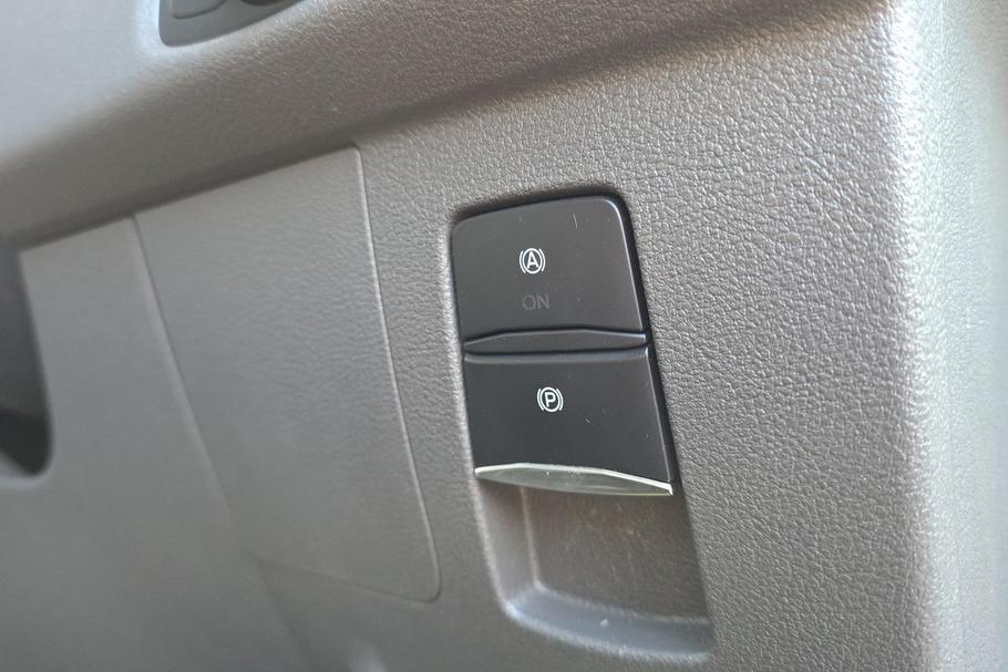 Used Ford TRANSIT WV75TGX 32