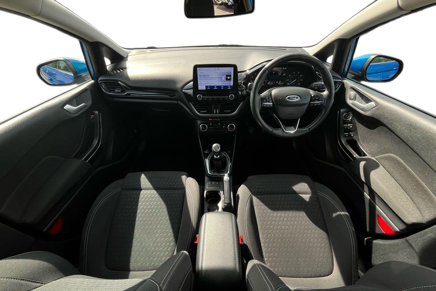 Ford Fiesta Photo 9