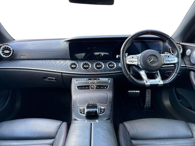 MERCEDES-BENZ E Class Photo 10