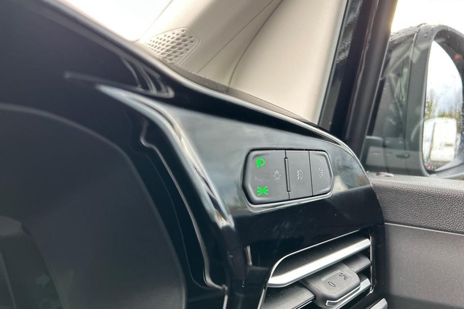 Used Ford TRANSIT CONNECT 40