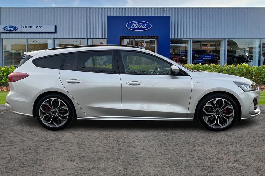 Ford Focus Photo autoimg-261f874781af3f636100b9c68130fe4731101ff5.jpg