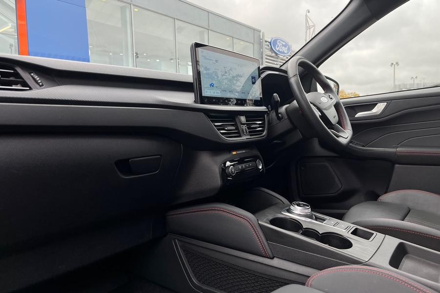 Ford Kuga Photo autoimg-2624e158318e71d895681aa1122b3468d174910e.jpg