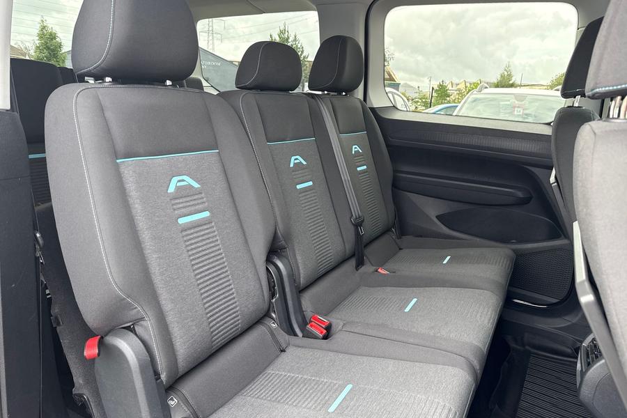 Ford Grand Tourneo Connect Photo autoimg-26277971dd9324c439793fa4f6e64eca92b89465.jpg