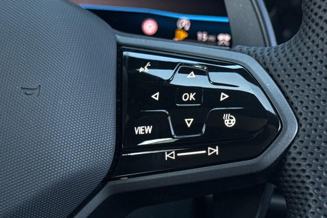 VOLKSWAGEN Golf Photo 17