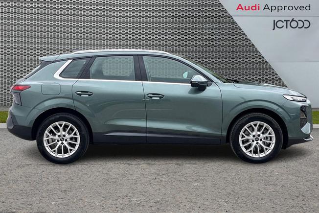 AUDI Q3 Photo 4