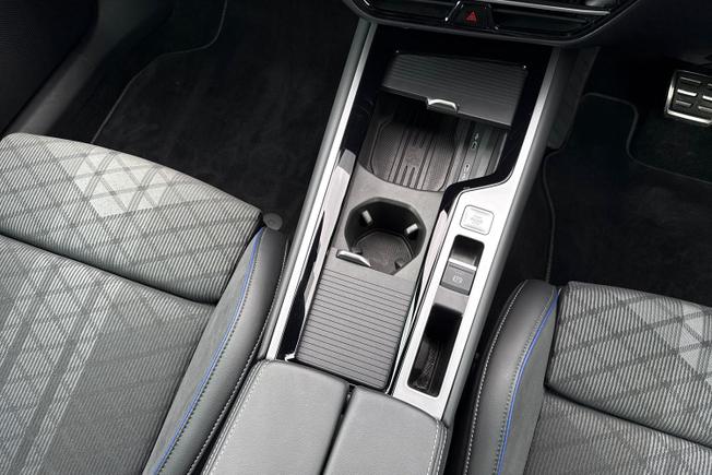 Volkswagen Passat Photo 22