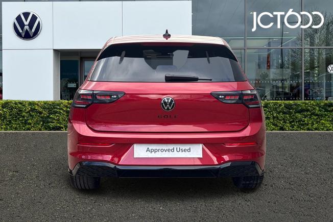 VOLKSWAGEN Golf Photo 7