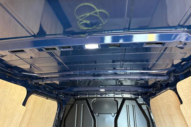 Volkswagen E-Transporter Photo 25