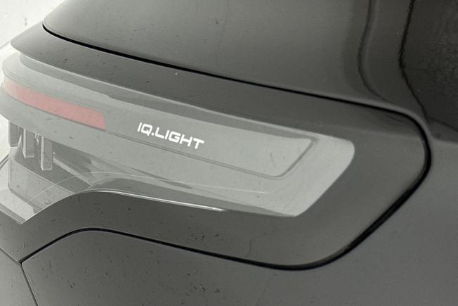 VOLKSWAGEN Tiguan Photo 31
