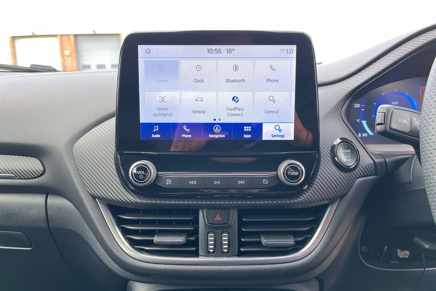 Ford Puma Photo 34