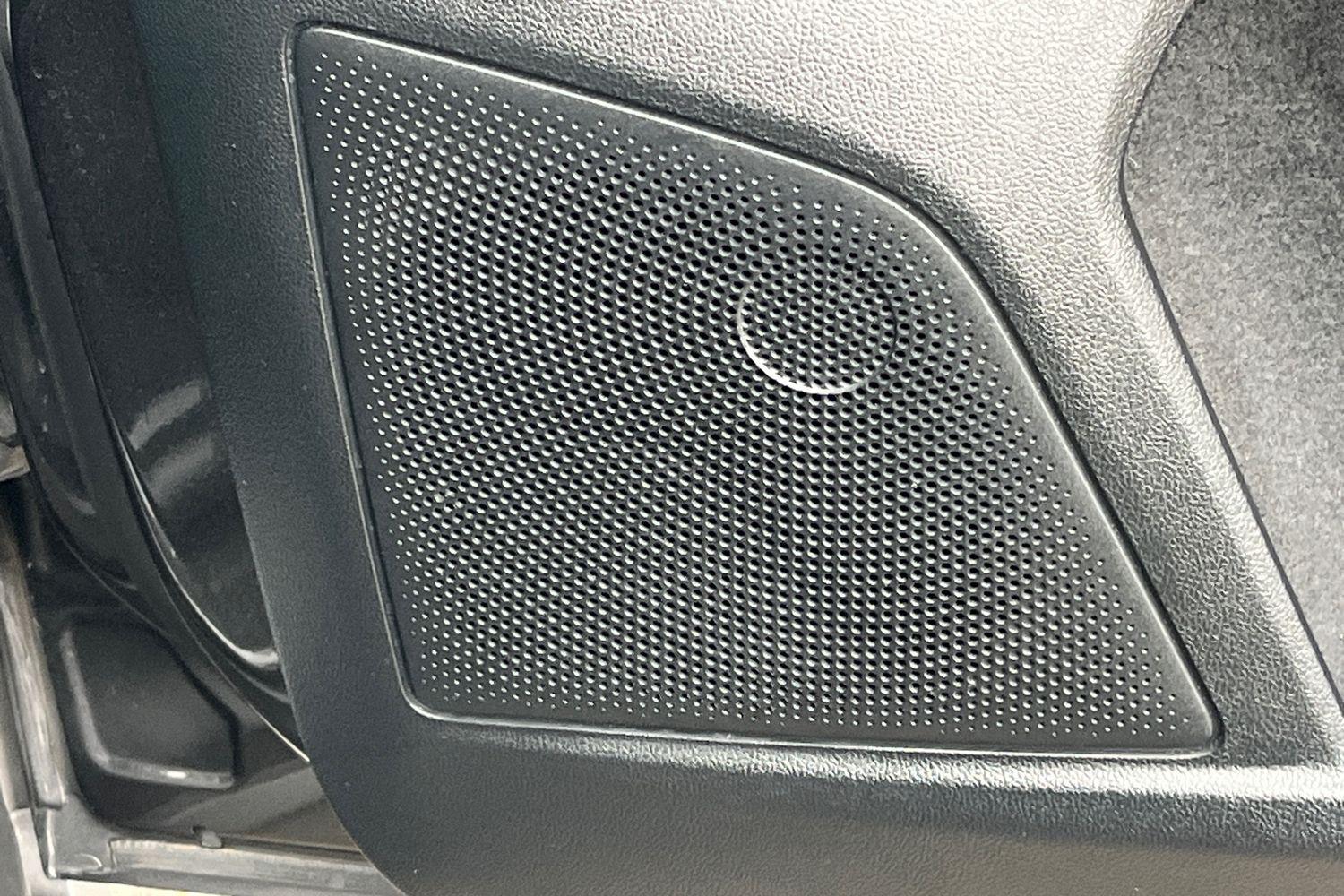 Ford FOCUS Photo 24