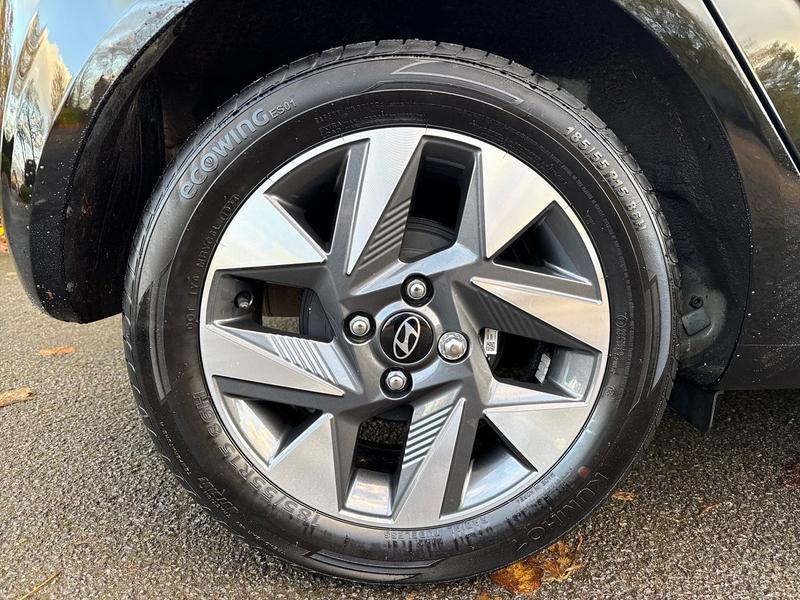 Used Hyundai i10 DV74NXL 46