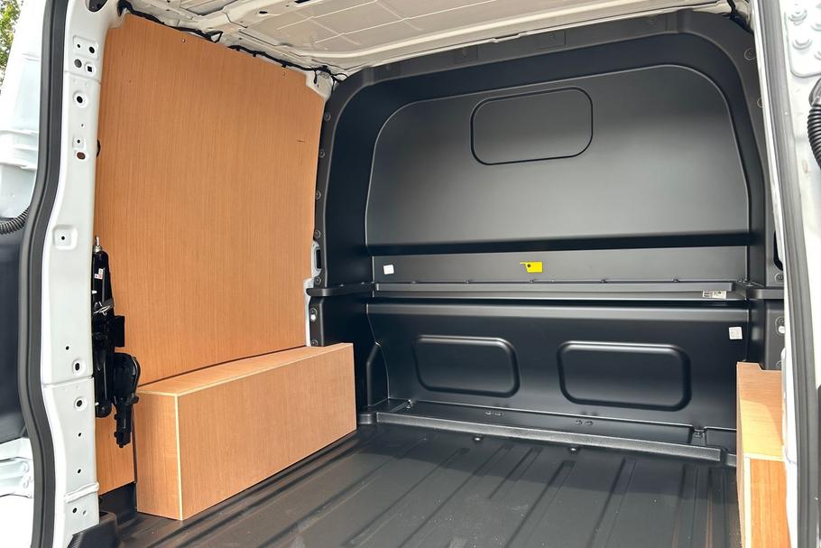 Used Ford TRANSIT CUSTOM YM75CDY 39
