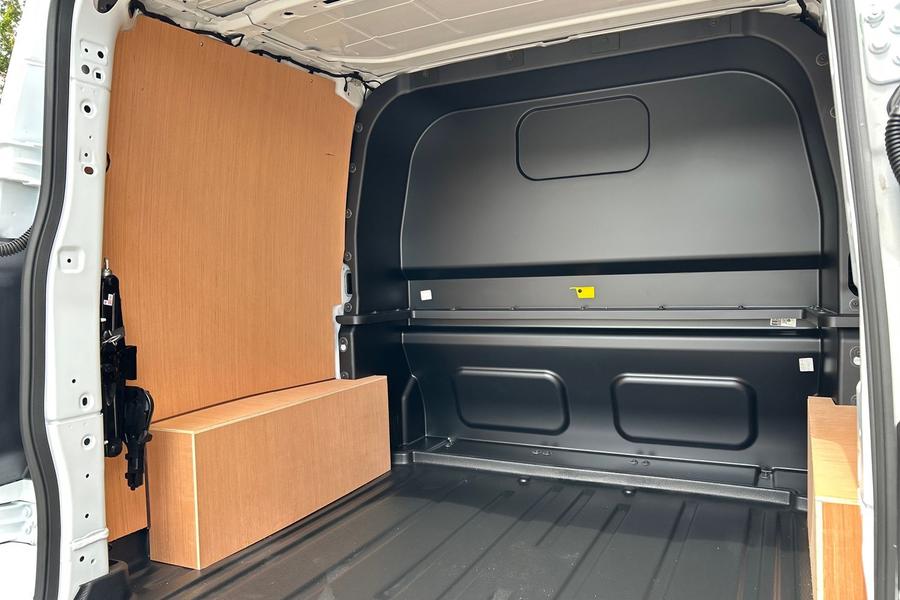 Ford TRANSIT CUSTOM Photo autoimg-264a6c5407c8beedf9cf4d10b59ab23a3596e9d7.jpg