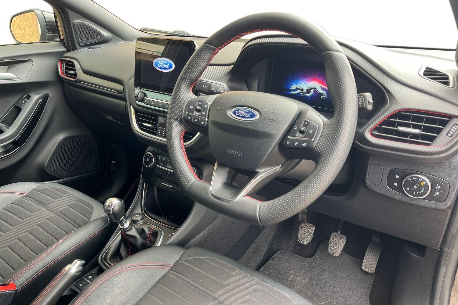 Ford PUMA Photo 8