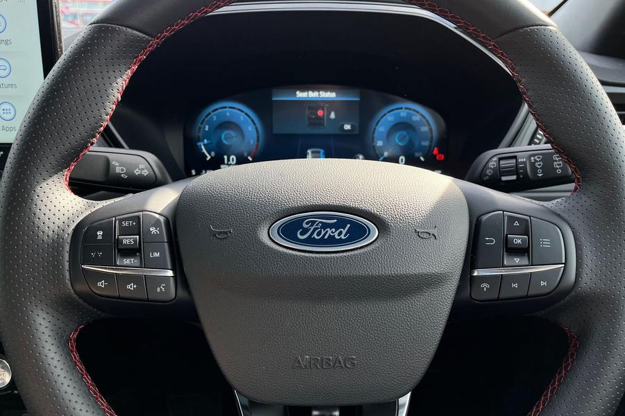 Ford Kuga Photo autoimg-264e736fd07d71e4adf50e9754f08ef7501506d3.jpg
