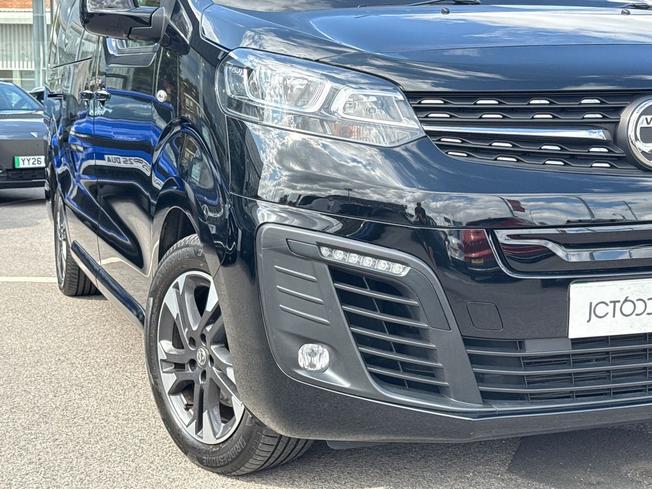 VAUXHALL Vivaro Life Electric Photo 19