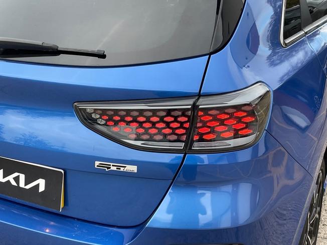KIA Ceed Photo 18