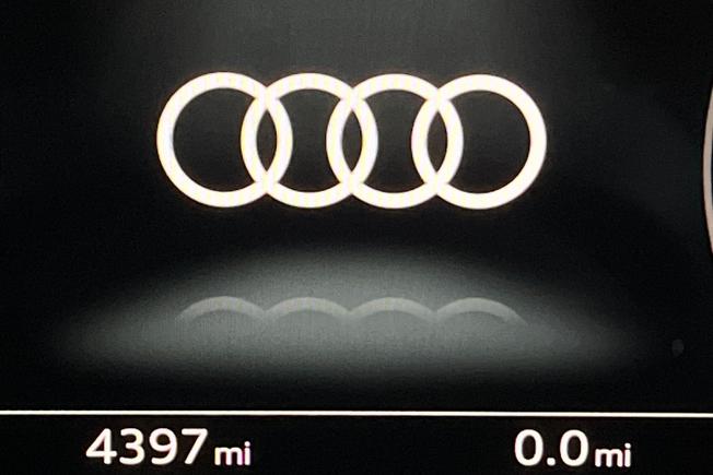 AUDI A6 Avant Photo 15