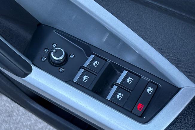 Audi Q3 Photo 30