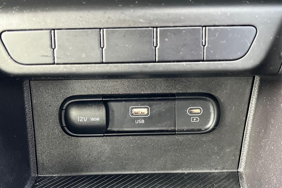 Kia SPORTAGE Photo autoimg-26676056c968f80ada395f164a563fabfe3ee276.jpg