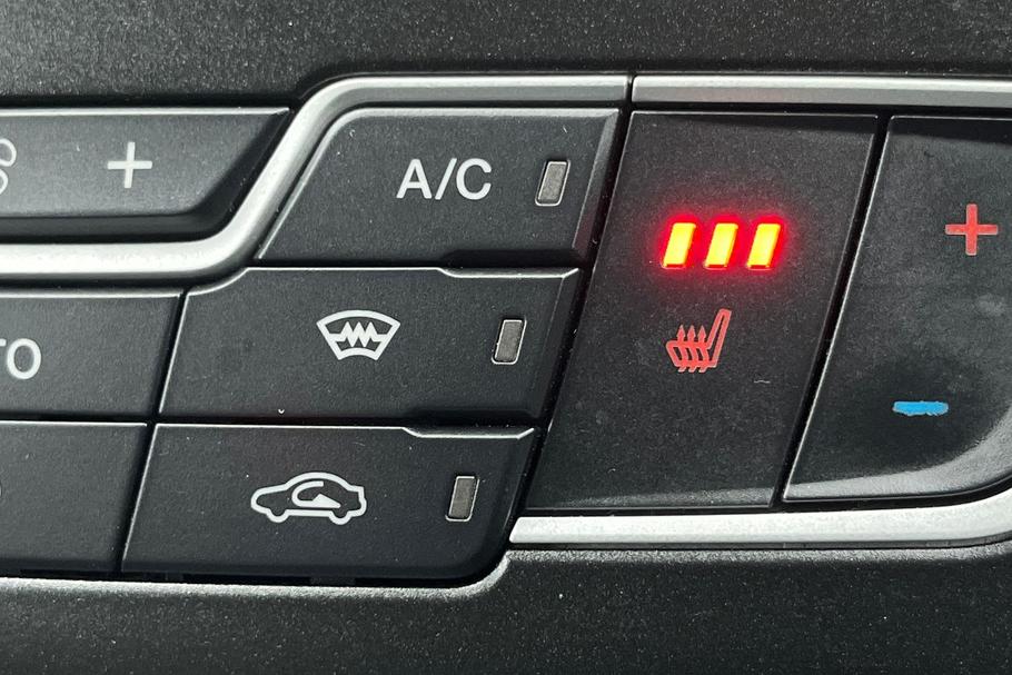 Used Ford MONDEO YM70WKG 33