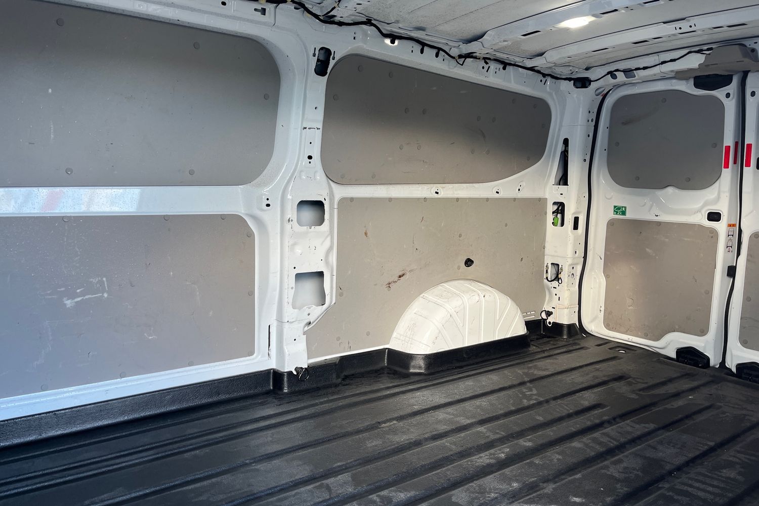 Ford TRANSIT CUSTOM Photo 3