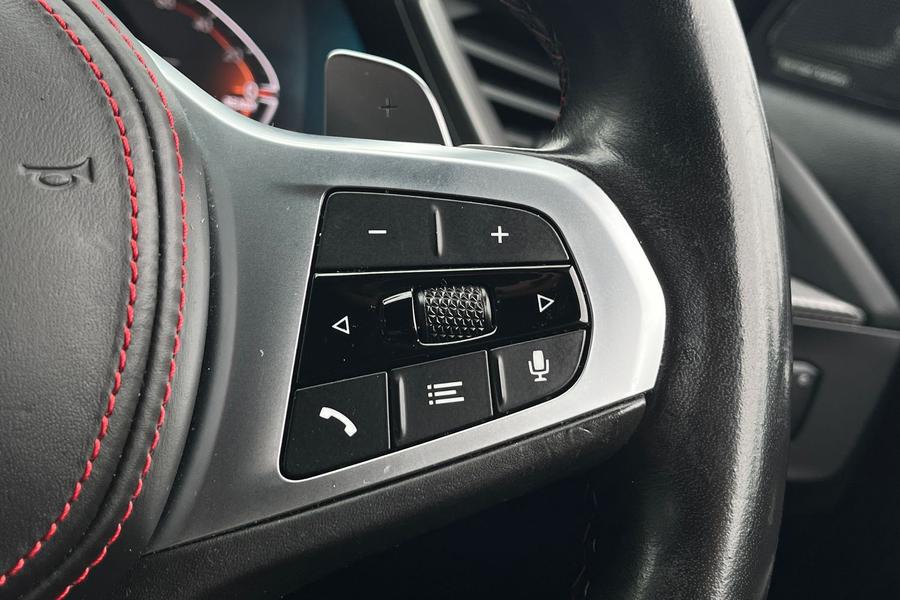 BMW 1 SERIES Photo autoimg-266d6ae26566a613ba6ec18a527ca0315675b758.jpg