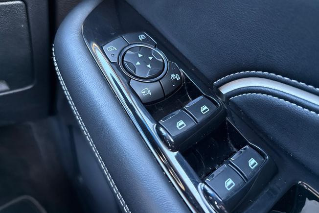 FORD Edge Photo 28