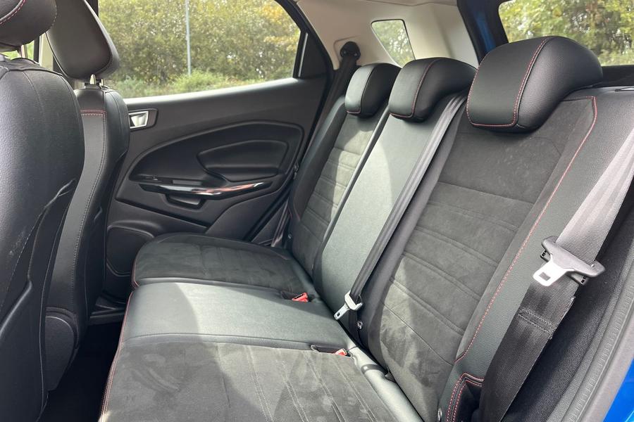 Ford EcoSport Photo autoimg-266f2448ceba0e6eb779657c0fd809f6bd515af9.jpg