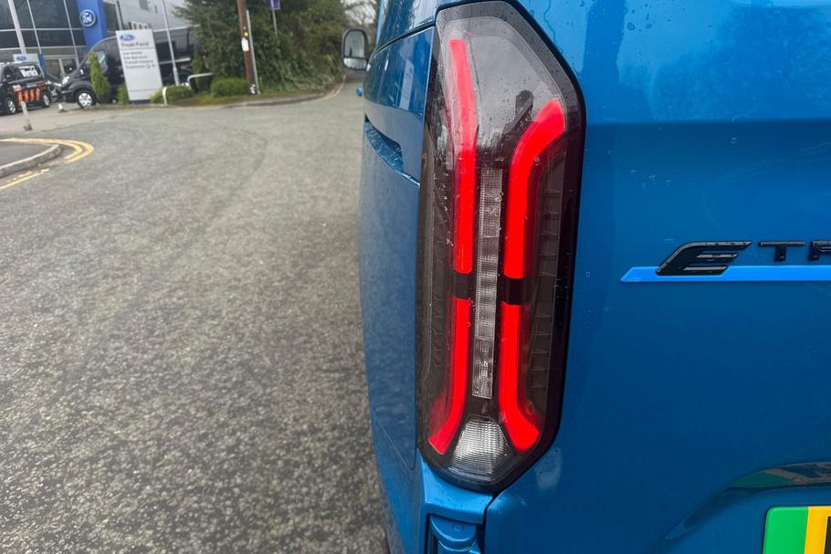 Used Ford E-TRANSIT CUSTOM MX75KEK 35