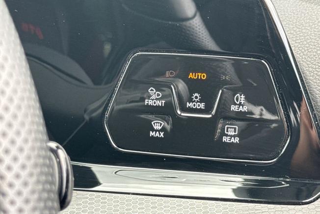 Volkswagen Golf Photo 49