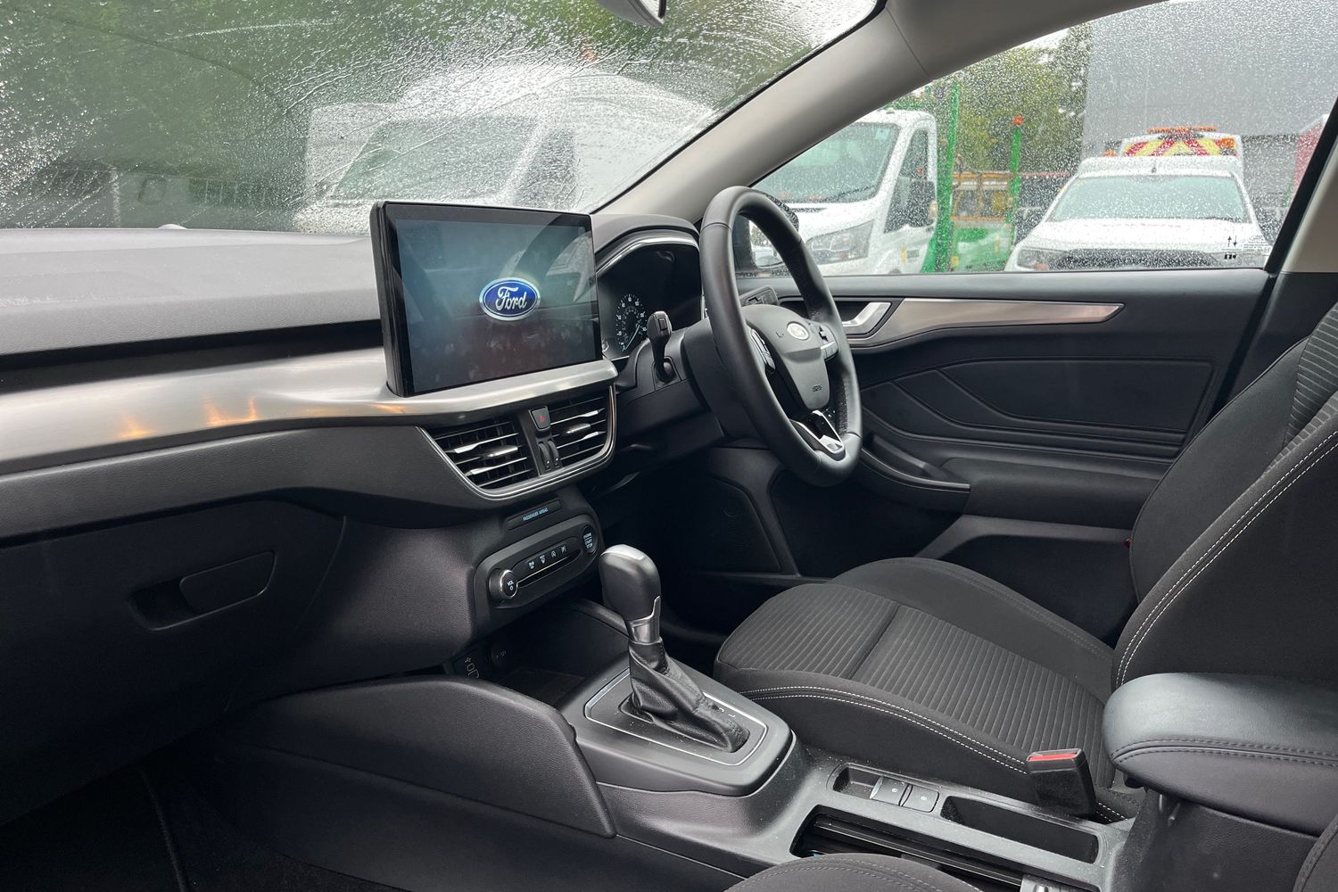 Ford FOCUS Photo 17