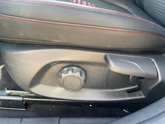 FORD Fiesta Photo 21