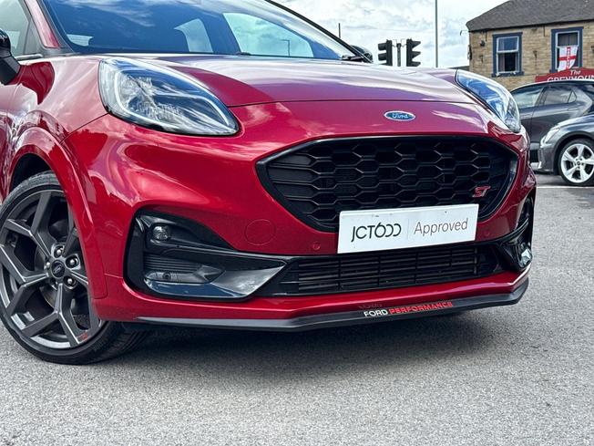 FORD Puma Photo 25