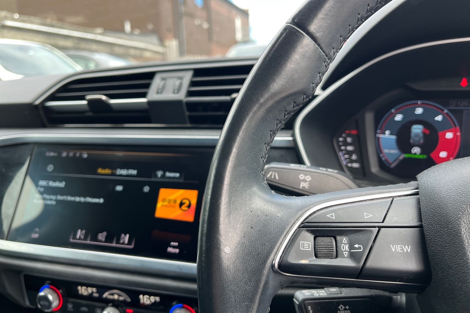 Audi Q3 Photo 26