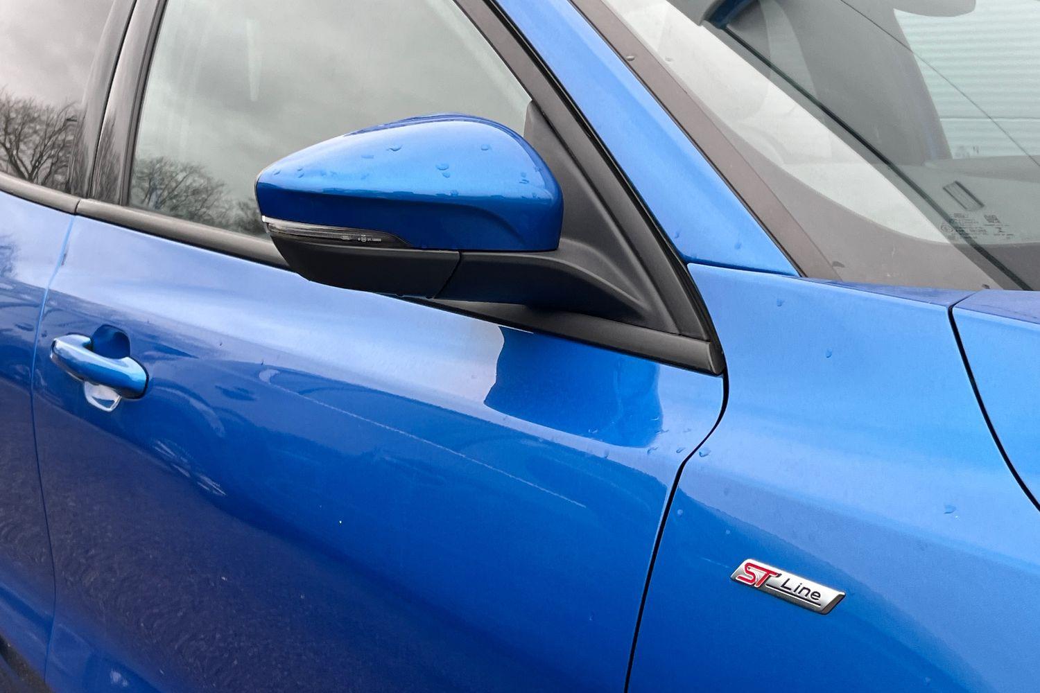 Ford FOCUS Photo 28