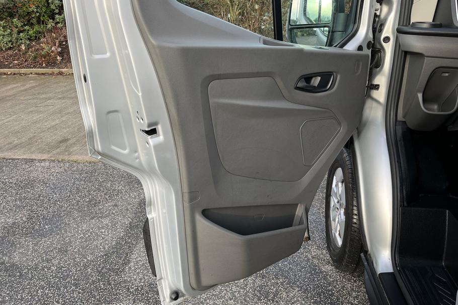 Used Ford TRANSIT 17