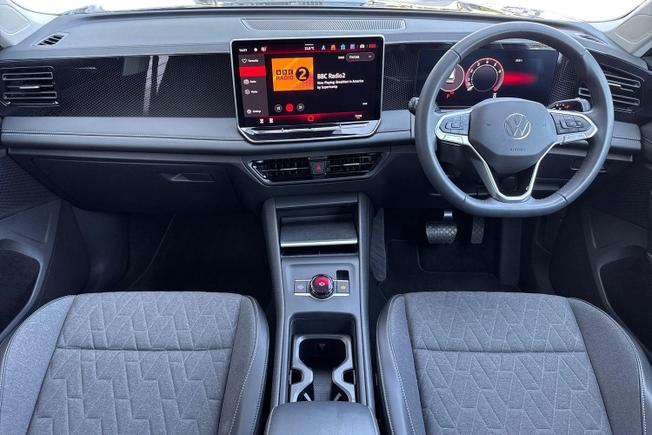 VOLKSWAGEN Tiguan Photo 10