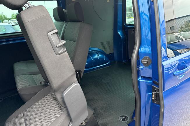 VOLKSWAGEN Transporter Photo 26